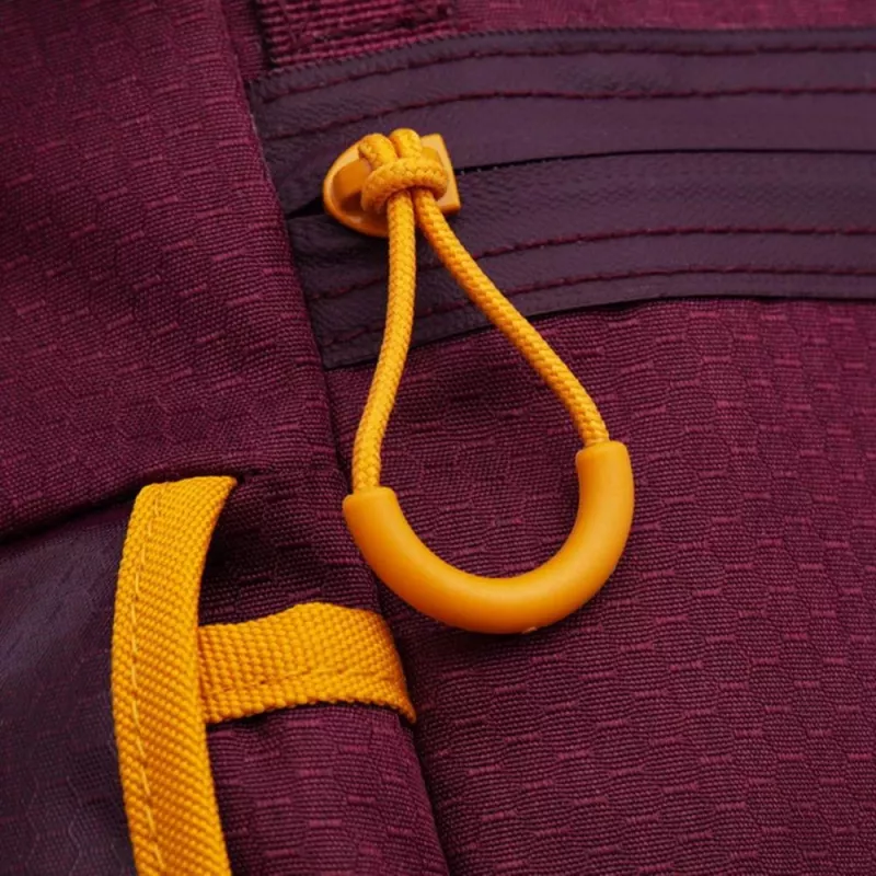 NB kuprinė 30L 17.3/BURGUNDY raudona 5361 Rivacase