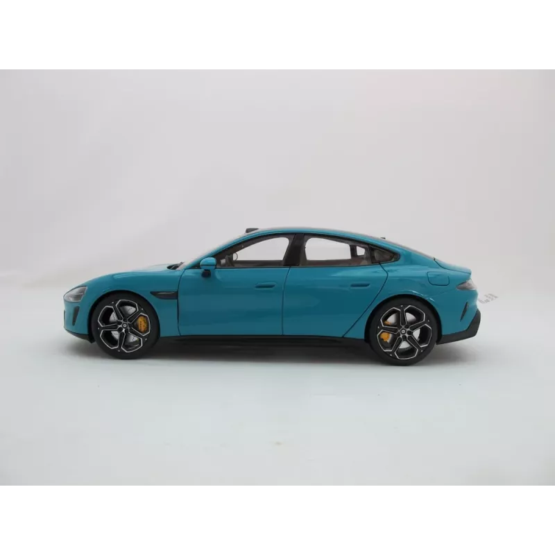 Lietas 1:18 mastelio automobilio modelis Xiaomi SU7 — iš anksto surinktas klasikinis automobilis, 278×108×81,5 mm