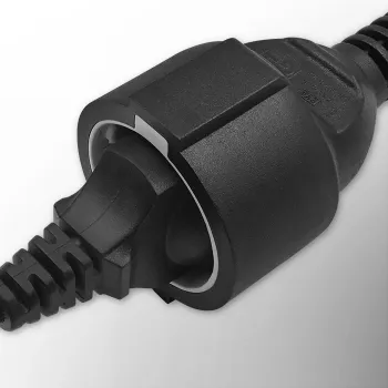 Maitinimo adapteris QOLTEC 53906 iš IEC 320 C14 į SCHUKO 16A 250V