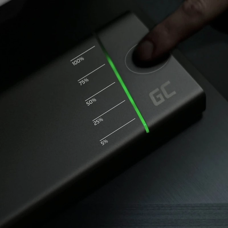 Nešiojama baterija „Green Cell PowerPlay Ultra“ 26800 mAh, 128 W išvestis, „Quick Charge 3.0“, 2× USB‑C, 2× USB‑A, grafitas