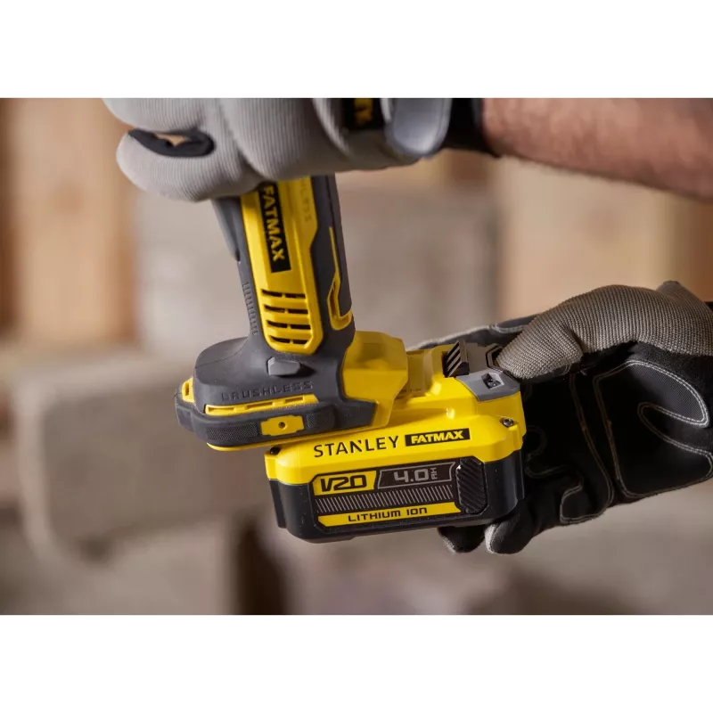 BLACK & DECKER | 18V V20 125mm Šlifuoklis su šepečiu varikliu | SFMCG700B-XJ | 18 V | Ličio jonų technologija