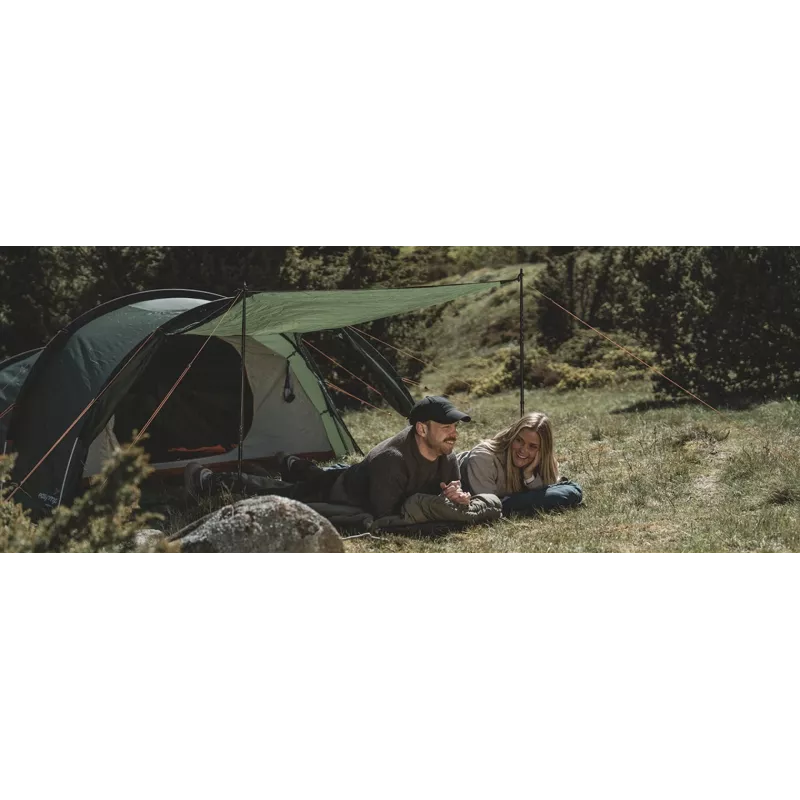 Tunelinis palapinė easy camp Pasvik 4 — 4 asmenims, kietas karkasas, 3 m atsparus vandeniui apdangalas, aliuminio stiebai, tamsiai žalia, 2350×4050×1200 mm
