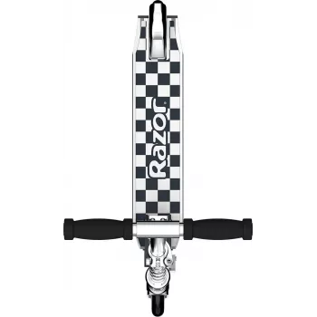 Kick Scooter Razor Model A — lengvas sulankstomas paspirtukas paaugliams ir suaugusiesiems, aliuminis, reguliuojamas vairas, maks. apkrova 65 kg