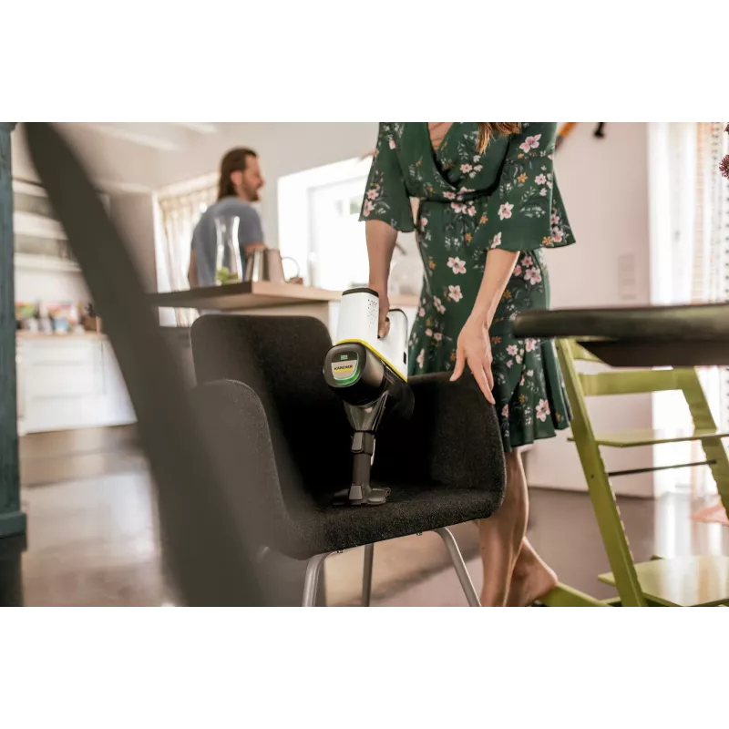 Stick vacuum Karcher VC 6 Cordless ourFamily Duo — belaidis stiebinis siurblys, 25,2 V, 0,8 l, HEPA 12, 50 min veikimo trukmė