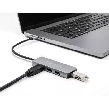 DeLOCK 63173 USB šakotuvas Type-C 5000 Mbit/s Juodas