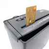 SHREDDER - Dokumentų Smulkintuvas. Smulkina Popierių, Foliją, CD/DVD Diskus, Kreditines Korteles. (MT215)