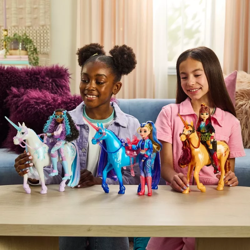 Doll Spinmaster Unicorn Academy Fashion Isabel 6072647 — mados lėlė iš Unicorn Academy serijos