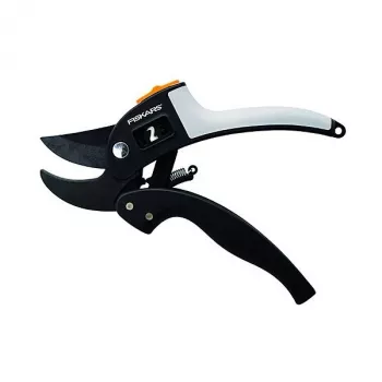 Genėjimo žirklės Fiskars 1000575 Anvil — rankinės sekatoriai sausai medienai pjauti, juoda/oranžinė