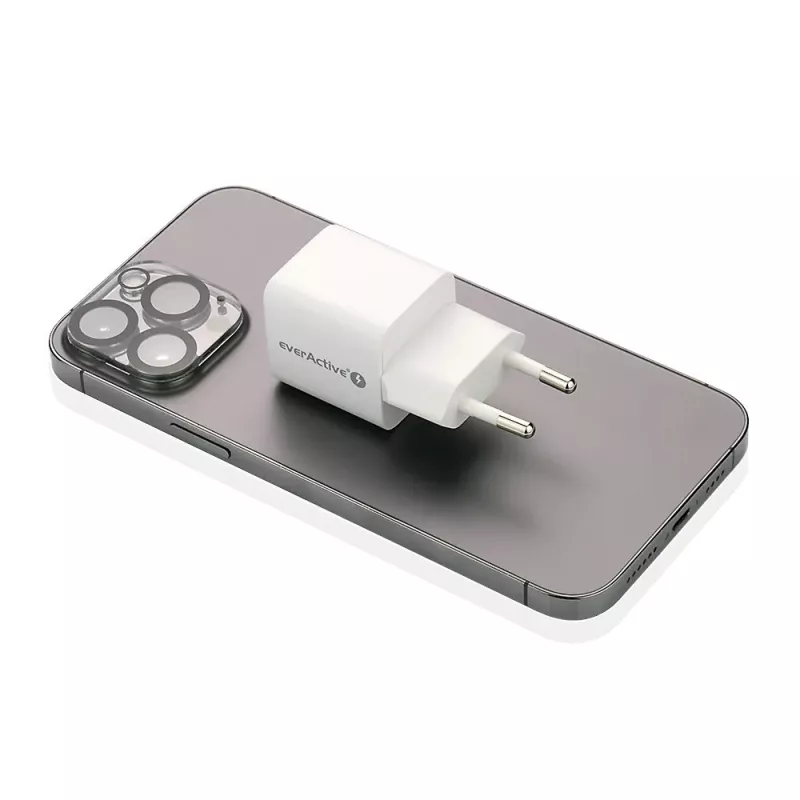 Sieninis įkroviklis everActive SC-330Q su 1x USB-A ir 1x USB-C prievadais, 20 W, baltas