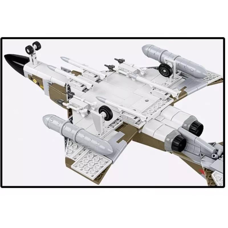 Cobi Blocks F-4M Phantom II karinio orlaivio modelis, 728 dalių konstravimo rinkinys