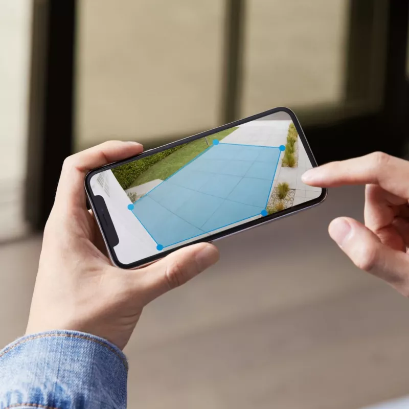 Ring Spotlight Cam Plus Battery - IP apsaugos kamera - lauko - belaidė - tvirtinama prie lubų/sienos - juoda - dėžutė
