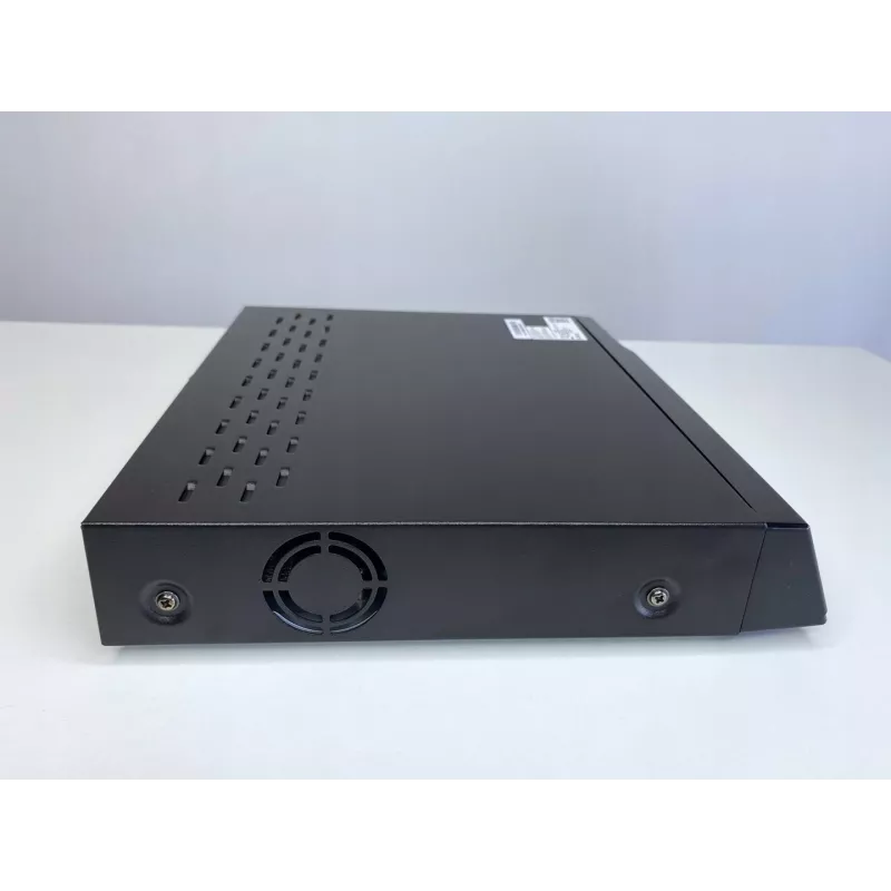 Tinklo vaizdo registratorius Reolink PN01-4 PoE, 4 kanalų NVR, H.264, PoE, HDMI, VGA, maks. 6 TB