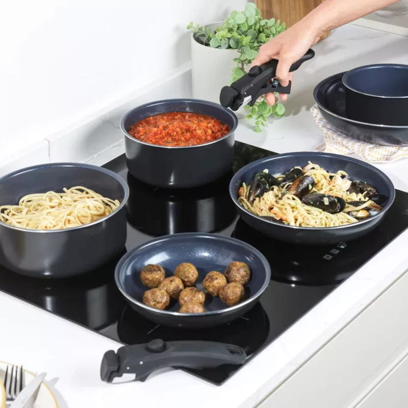 Puodų rinkinys Russell Hobbs RH03321EU7 — 8 dalių, nelimpantis, tinkamas plauti indaplovėje