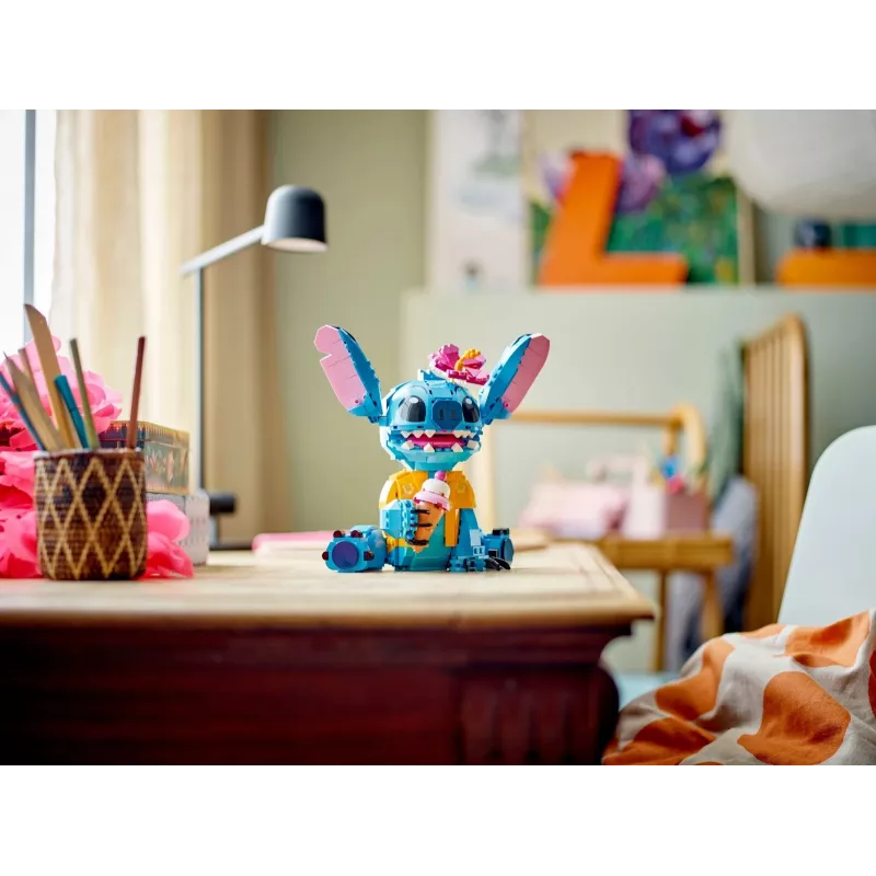 LEGO | Disney Stitch statomas vaikų žaidimų rinkinys su ledų kūgiu 43249