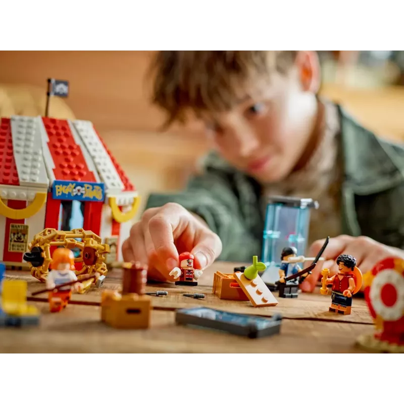 “LEGO Bricks” žaidimo rinkinys „Klovno Bagio cirko palapinė“ 75637 — 573 detalės, 4 minifigūrėlės, amžius 8+