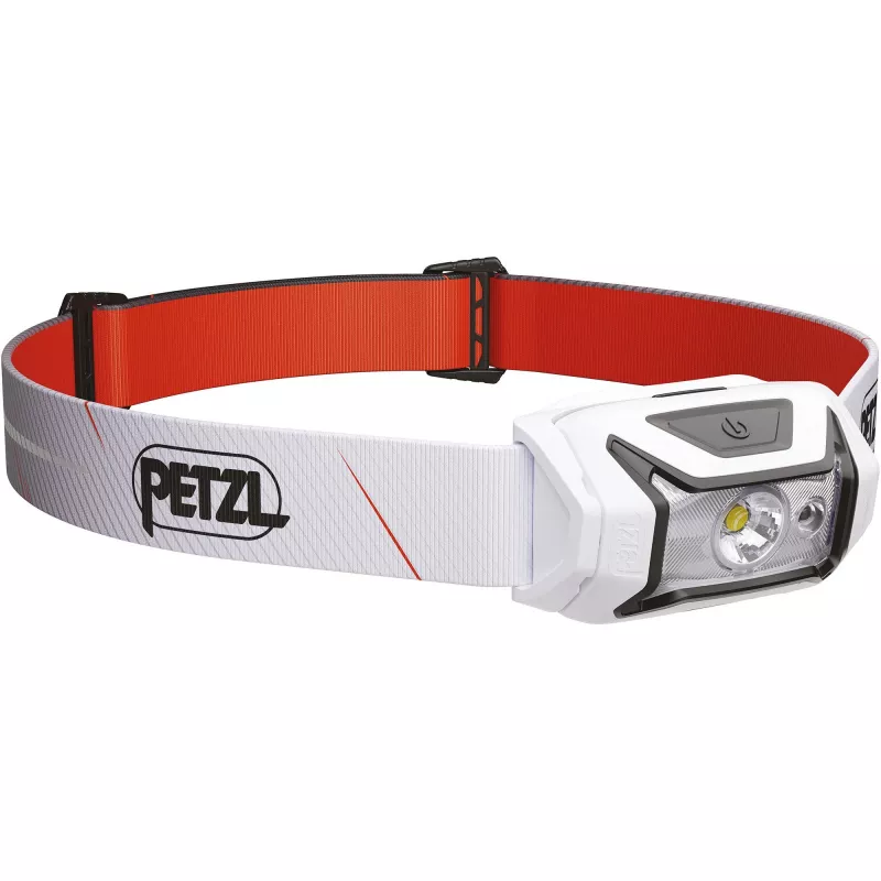Petzl TIKKA CORE 450 lm balta priekinė lempa — Įkraunamas priekinis žibintuvėlis, kompaktiškas apšvietimas be rankų