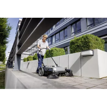 Karcher AG KM 70/20 C 2SB šlavimo mašina, 22 kg, rankinė
