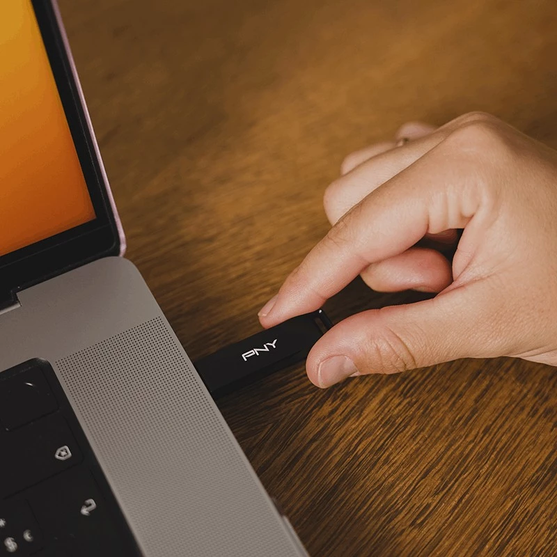 PNY Elite-X USB atmintukas 64 GB USB Type-C 3.2 Gen 1 (3.1 Gen 1) Juodas (P-FDI64GELTXC-GE)