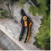 Fiskars Plus SmartFit P541 sodo aplinkkelio žirklės juodos, oranžinės