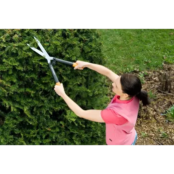 FISKARS HEDGE TRIMMER HS52