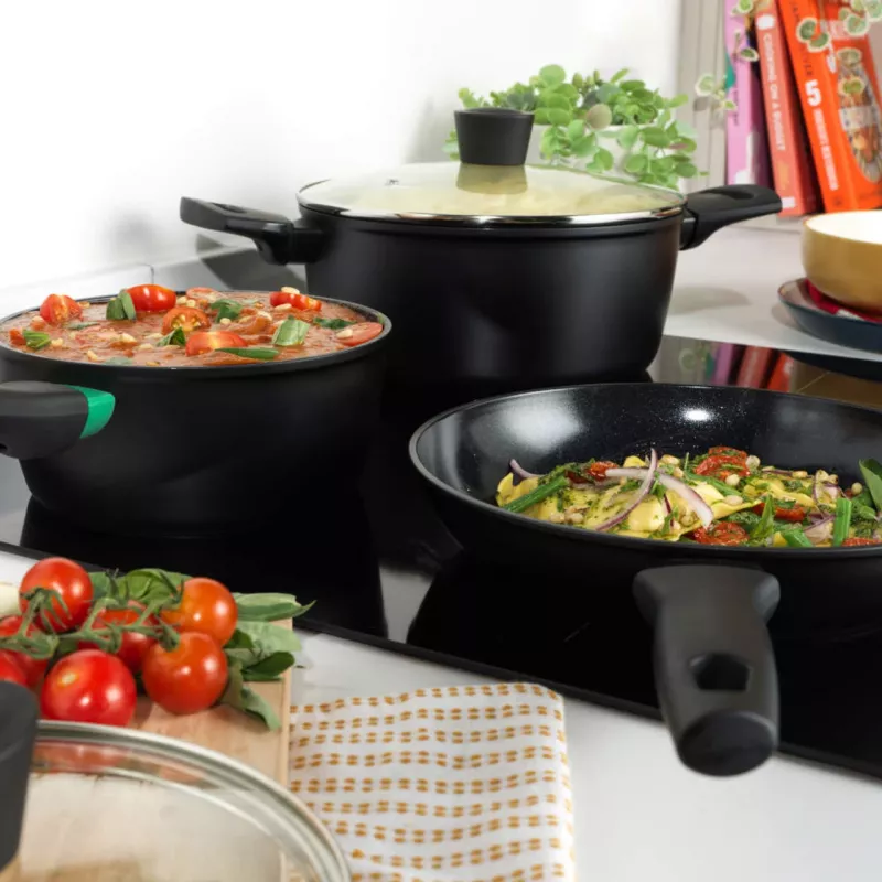 Puodas Russell Hobbs RH03259EU7 18 cm nerūdijantis plienas, virimui ant viryklės