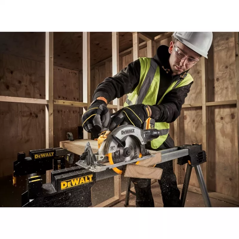 DEWALT. DISKINIS PJŪKLAS. 18V 165mm DCS565N