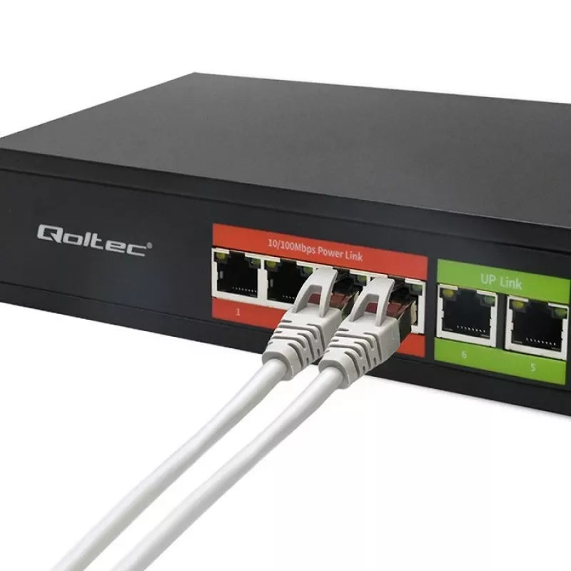 Ethernet PoE Switch QOLTEC 52289 — 4x RJ45 PoE prievadai, 2x RJ45 aukštynkryptis prievadas, 65W galios biudžetas