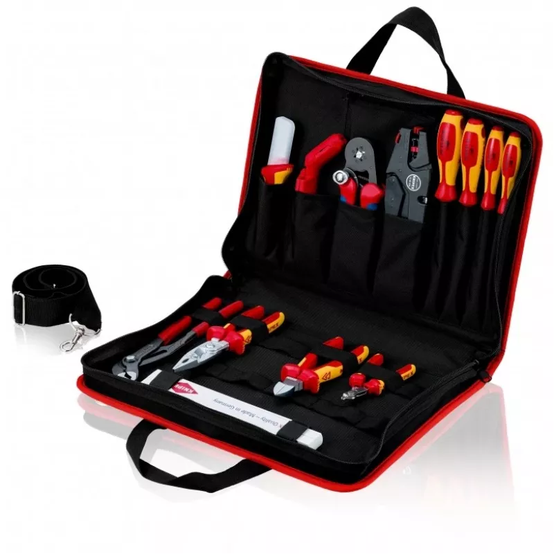 Knipex kompaktiškas elektrinis įrankių krepšys – juodas – raudonas – poliesteris – 8 kišenės – 410 mm – 290 mm – 60 mm (00 21 11)