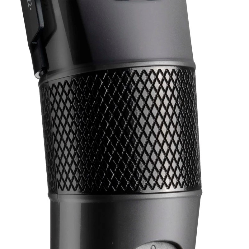 Plaukų kirpimo mašinėlė BABYLISS E786E, belaidė, įkraunama, 13 ilgio pakopų, 0,5–24 mm, nerūdijančio plieno peiliukai, juoda