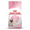 Sausas kačių maistas Royal Canin Mother & Babycat 2 kg — vištiena, nėščioms, žindančioms katėms ir kačiukams (jaunikliams)