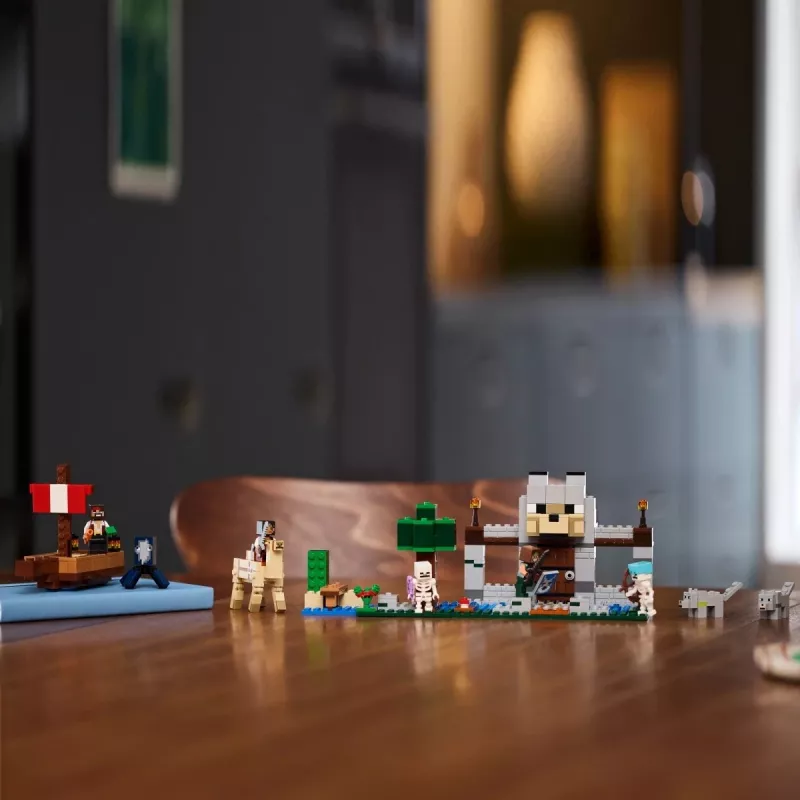 LEGO MINECRAFT 21259 The Pirate Ship Voyage