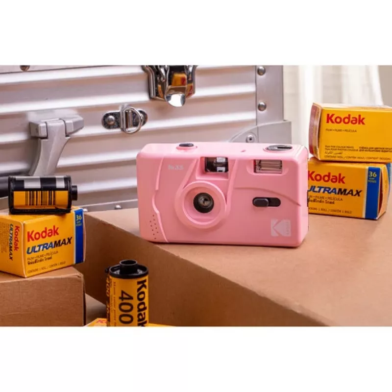 Kodak M35 kompaktinis fotoaparatas 35 mm rausvas