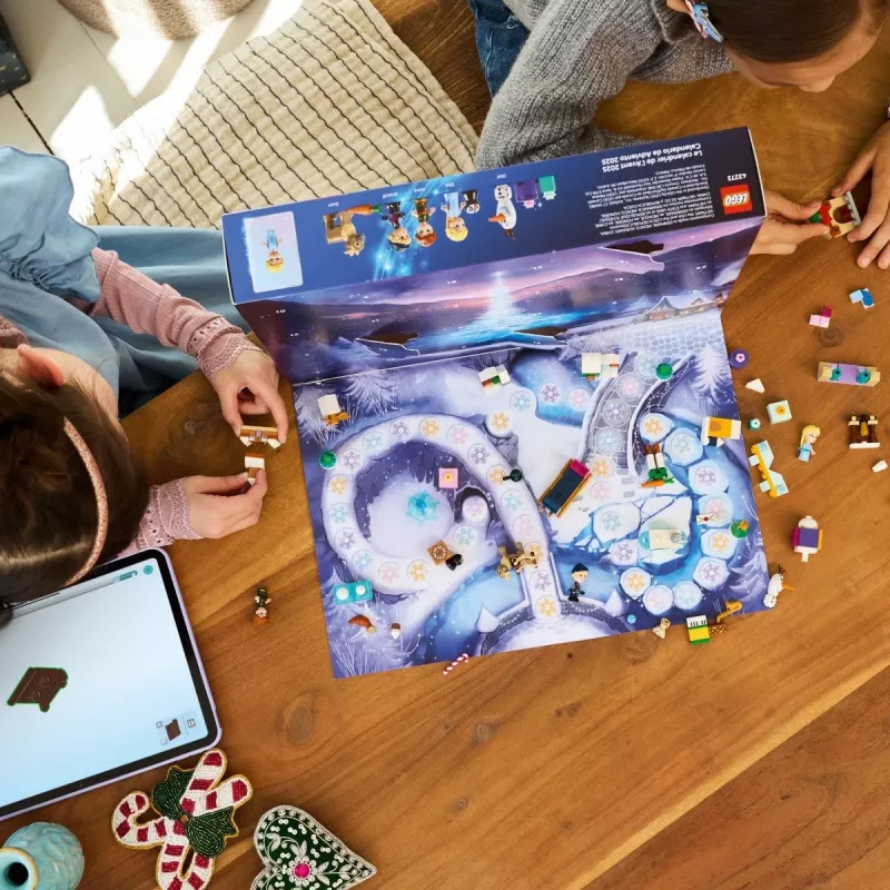 Konstruktorius LEGO Disney Frozen Advento kalendorius 2025 rinkinys 43273 — 231 detalė, 4 minifigūrėlės, amžius 5+