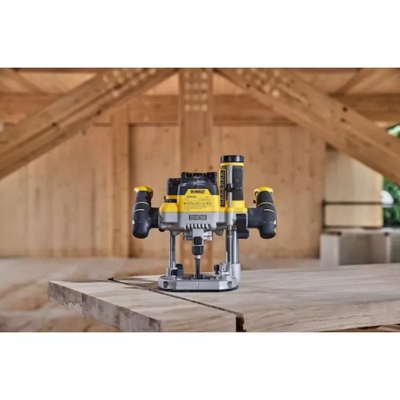 Plunge Router DeWalt DCW620NT-XJ, akumuliatorinis bešepetėlis, 18V, 1600W galia, 11–23k RPM, 12,7 mm įvorė, dulkių ištraukimo anga, LED, 3,6 kg, dėklas