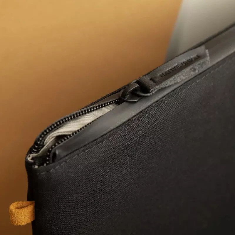 Krepšys-įdėklas Native Union W.F.A Sleeve, skirtas 14 colių MacBook, monochromatinis