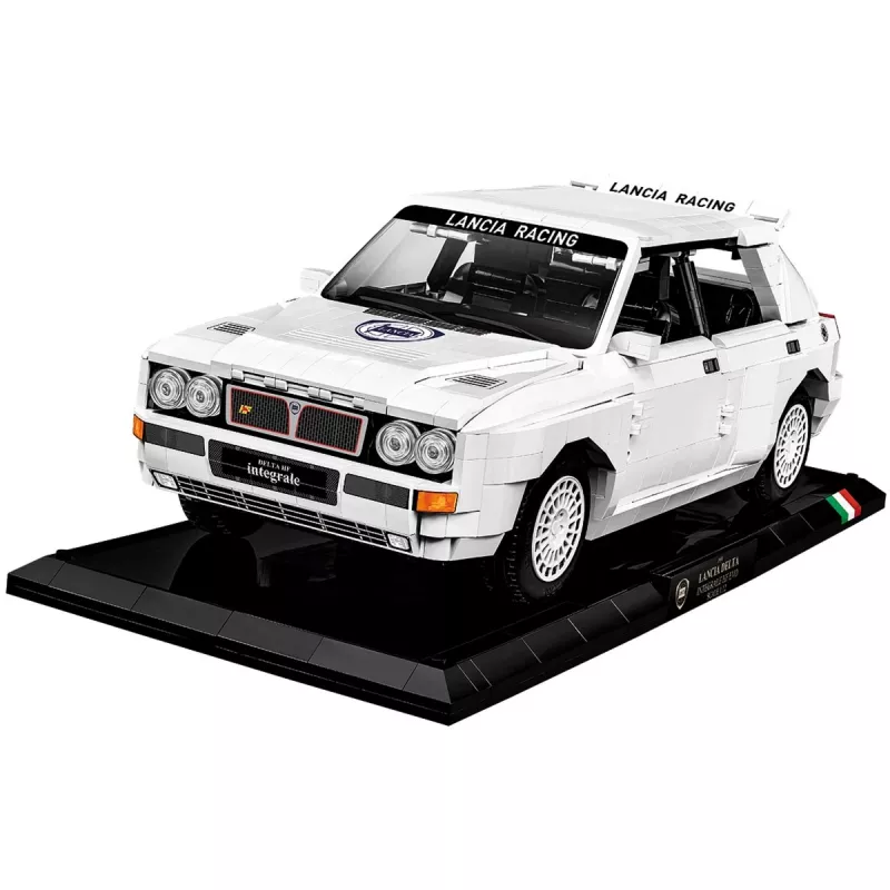 Cobi Lancia Delta HF Integrale EVO Executive Edition – mastelio 1:12 konstravimo žaislo modelio rinkinys