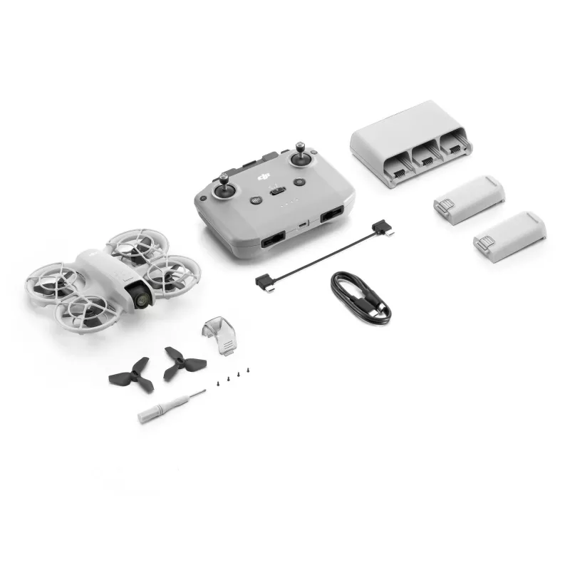 DJI Neo Fly More Combo (DJI-RC-N3) lengvas 135 g dronas su 4K Ultra HD kamera, iki 18 minučių skrydžio laiko su vienu įkrovimu, 3x baterijos, nuotolinio valdymo pultas