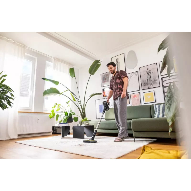 Vertikalus dulkių siurblys Kärcher VCS 3 Nano — baterinis, HEPA filtras, be maišelio 0,6 l, 2,5 Ah, juodas