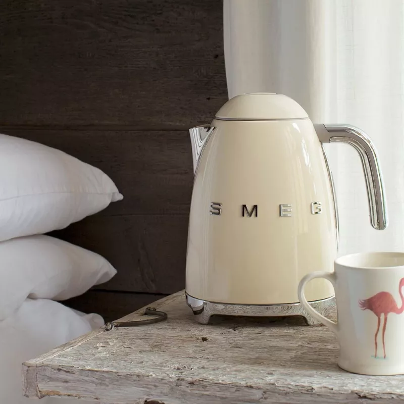 Elektrinis virdulys Smeg 1.7L 2400W Cream