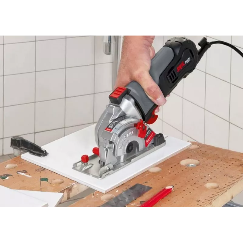 Skil F0155330AA nešiojamasis diskinis pjūklas, juodas, pilkas, 6000 aps./min., 600 W