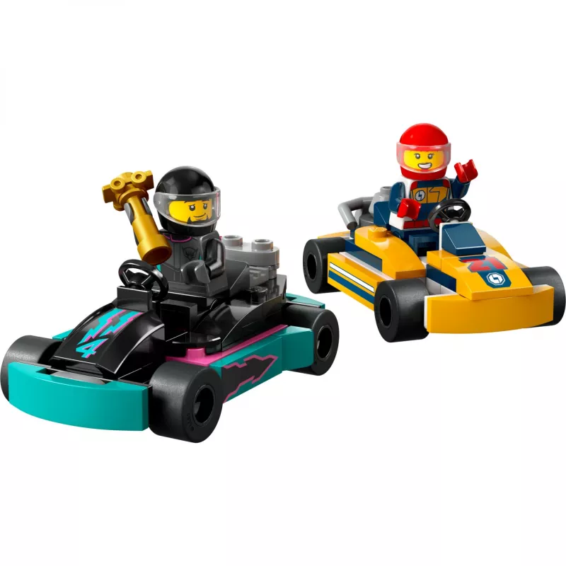 Konstruktorius LEGO 60400 City Kartingai su lenktynininkais – žaidimų rinkinys su minifigūrėlėmis ir transporto priemonėmis