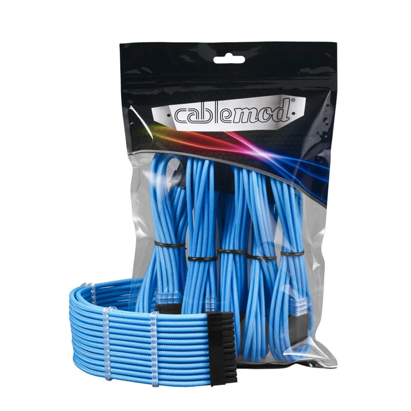 CableMod PRO ModMesh 12VHPWR kabelio ilgintuvo rinkinys — šviesiai mėlynas, sudarytas iš 3 dalių GPU 12+4 kontaktų ilgintuvų