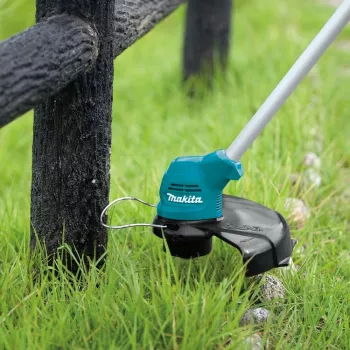 Makita UR100DWAE žoliapjovė su akumuliatoriumi ir įkrovikliu
