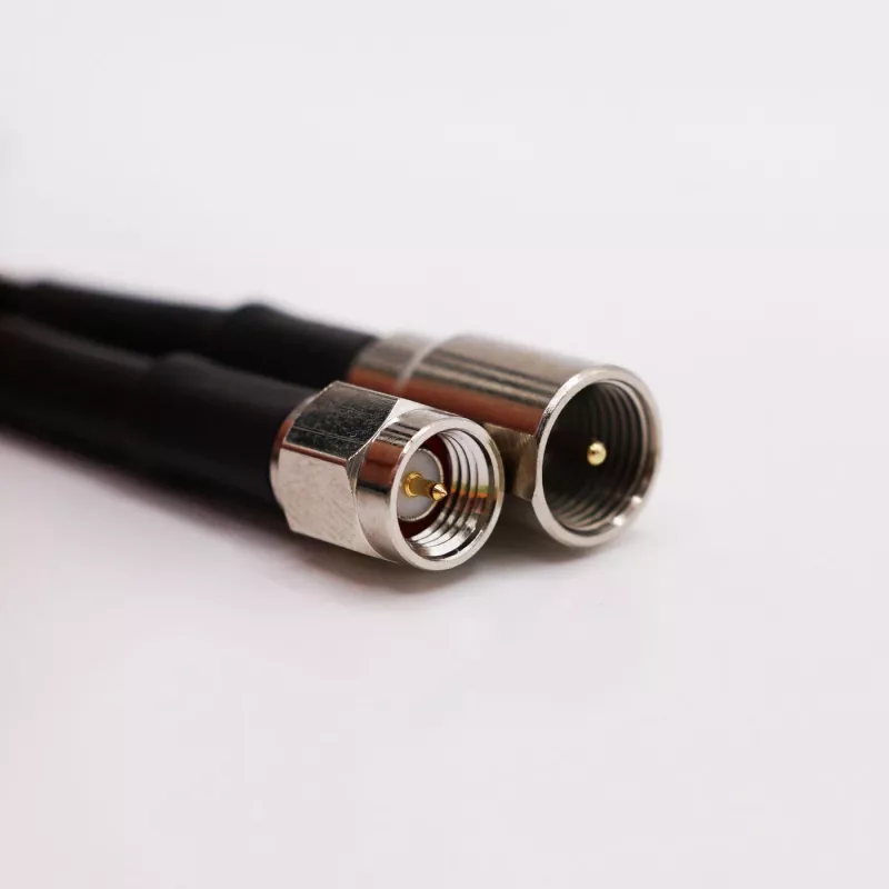 Kabelis CS23 5m FME(m)-SMA(m)