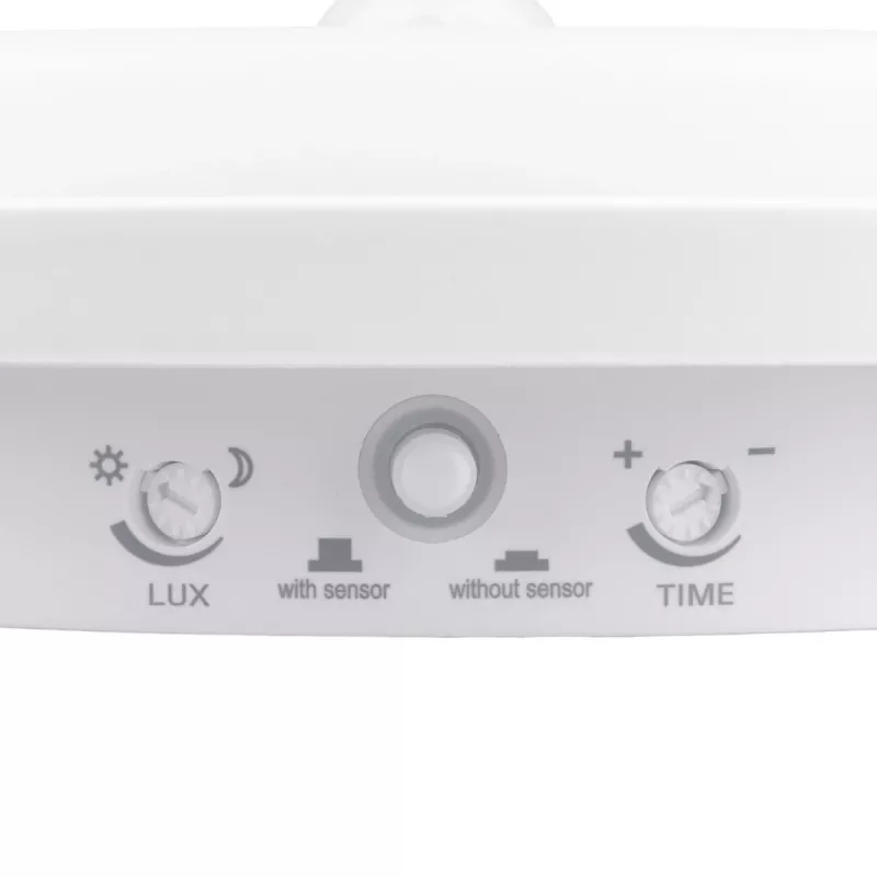 LED lempa su PIR jutikliu MACLEAN MCE525 W — lauko LED šviestuvas su judesio jutikliu
