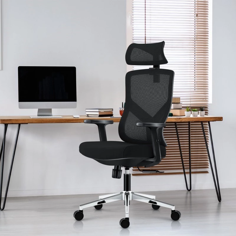 Biuro sukamoji kėdė mark adler Manager 3.3 Juoda — ergonomiškas dizainas, sukamas pagrindas