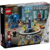 LEGO rinkinys „Marvel Iron Man's Laboratory Hall of Armor 76315“ — 384 detalės, 5 minifigūrėlės, ekspozicijos vieta
