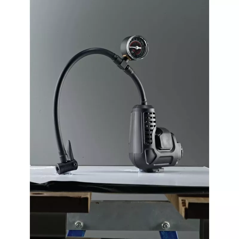 Osciliuojantis daugiafunkcis įrankis Black & Decker MT218K-QW juoda, oranžinė 8500 OPM