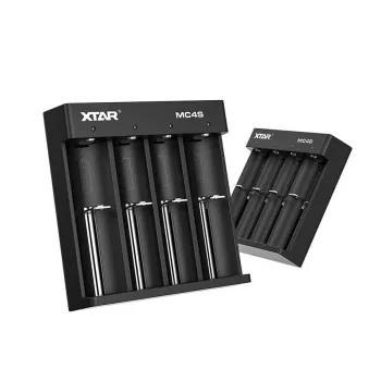 XTAR MC4S 4 lizdų stalinis baterijų įkroviklis cilindrinėms Li-ion 18650 ir NiMH (A/AA/AAA/AAAA/C/D), 1 A išėjimas, 5 V įvestis, juodas