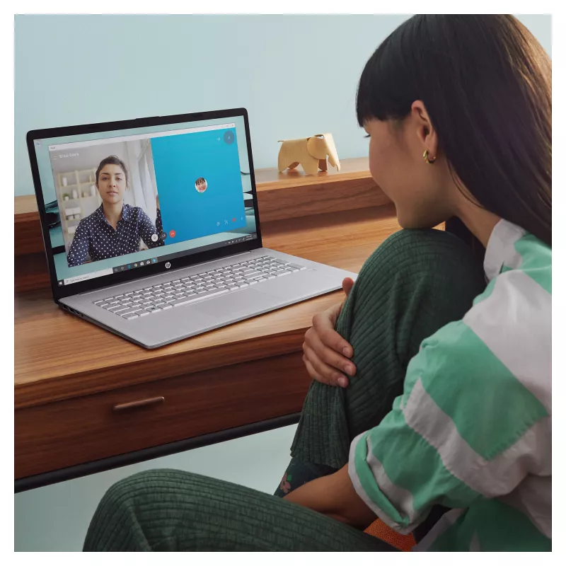 HP 17-cn3659ng A2TZ2EA#ABD Nešiojamas kompiuteris 43,9 cm (17,3 inch) 1920x1080 - Intel Core i5 1334U - 512GB SSD - be GPU - HDMI/USB-C - be OS - sidabrinis (A2TZ2EA#ABD)